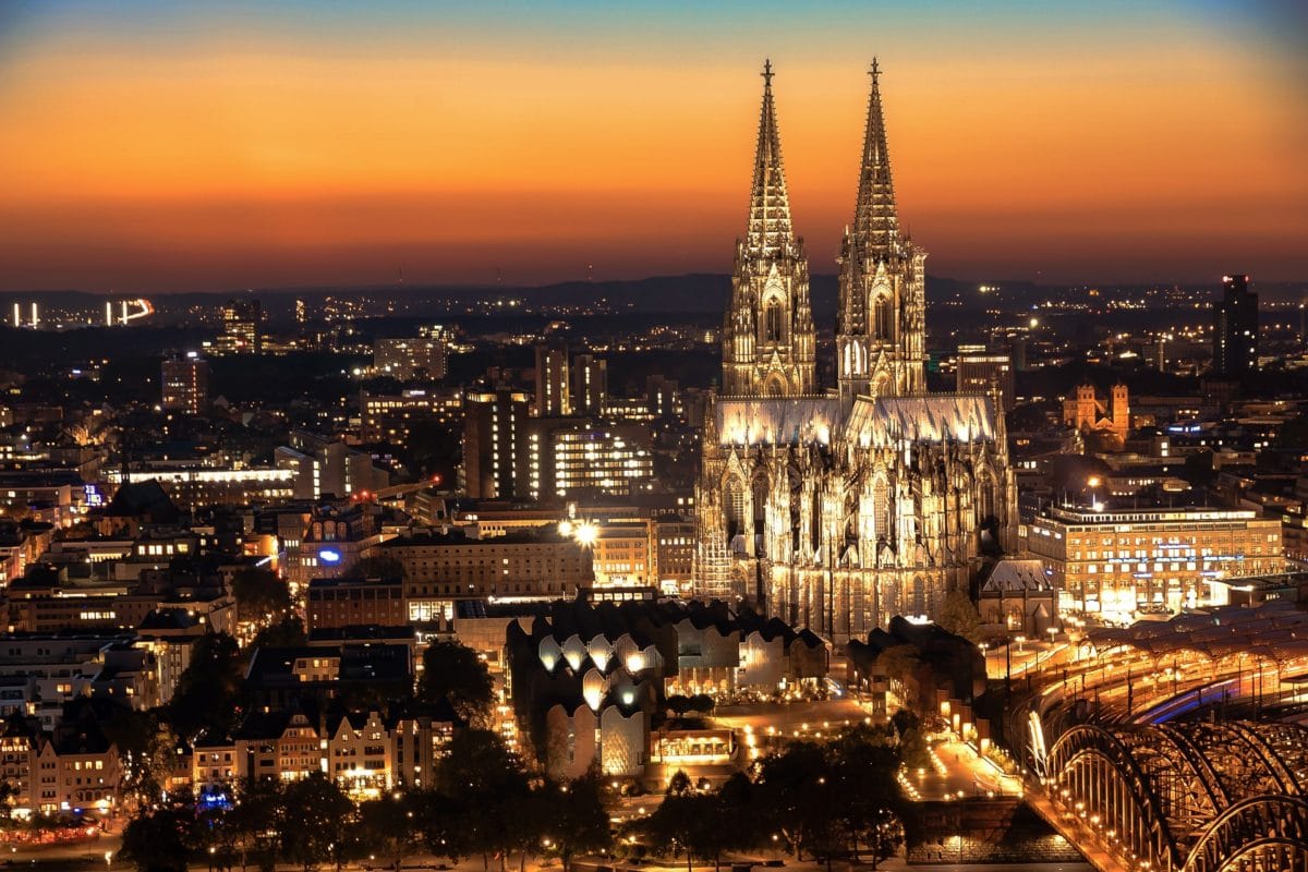 cologne at night 