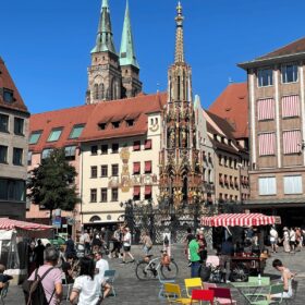 Nuremberg (Nürnberg) Hauptmarkt