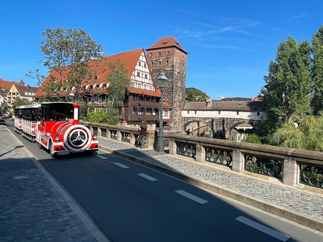 mini tour train